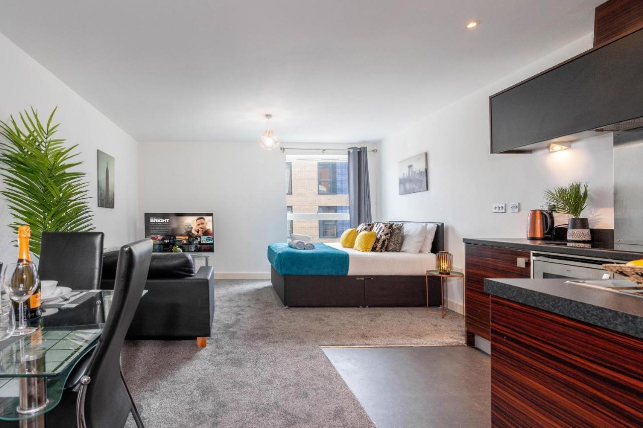 Studio Apartment - City Centre - Broad Street - Brindley Place - Wifi - Netflix - Smart Tv Birmingham Esterno foto